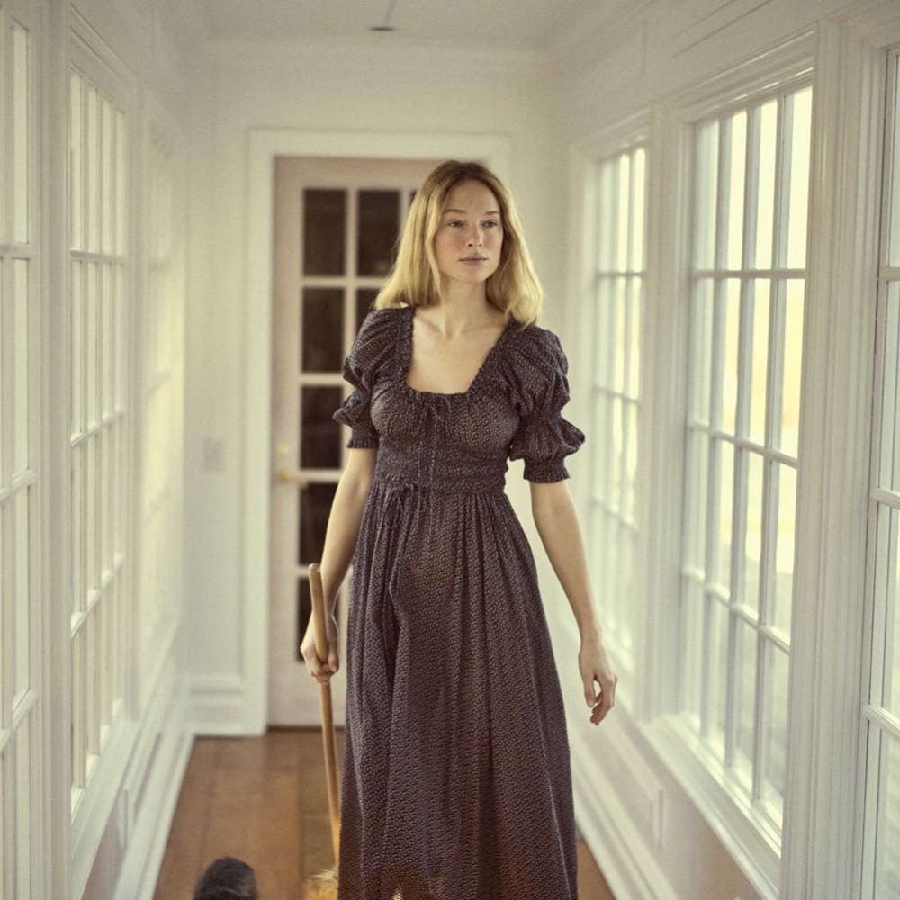 Doen Ischia dress in Navy Bisou floral, size S